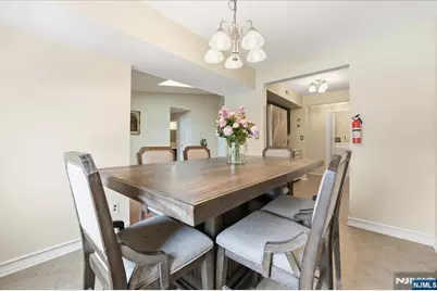 297 Alpine Way C #C, Woodbridge Township, NJ 07095 - Photo 11