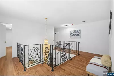 360 Valley View Avenue, Paramus, NJ 07652 - Photo 17