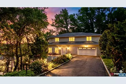 360 Valley View Avenue, Paramus, NJ 07652 - Photo 1
