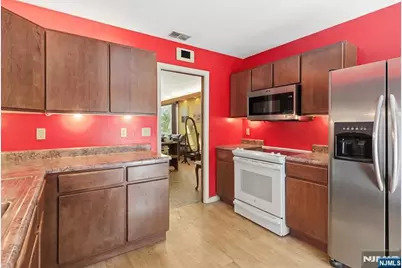 168 Interhaven Avenue, North Plainfield, NJ 07060 - Photo 11