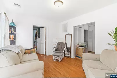 135 Dixon Avenue, Paterson, NJ 07501 - Photo 9