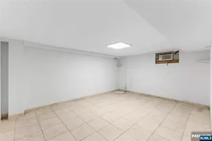 649 Ogden Ave, Teaneck Township, NJ 07666 - Photo 17