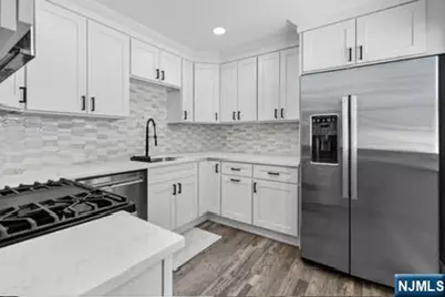 88 Harrington Road, Clifton, NJ 07012 - Photo 7