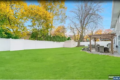 30-06 Morlot Avenue, Fair Lawn, NJ 07410 - Photo 25