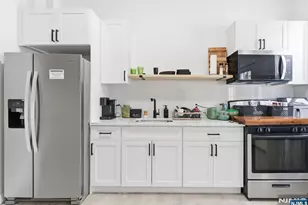 295 Dr Martin Luther King Jr Blvd, Newark, NJ 07102 - Photo 5