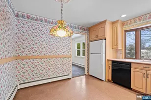 230 Orchard Dr, Mahwah, NJ 07430 - Photo 15