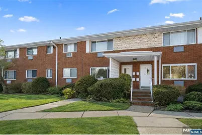 1323 Anderson Avenue 15 #15, Fort Lee, NJ 07024 - Photo 1