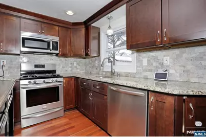 168 4th Street, Bergenfield, NJ 07621 - Photo 11