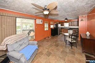 23 Hamil Ct, Clifton, NJ 07013 - Photo 7