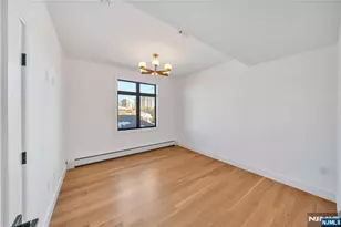 267 13th St, Palisades Park, NJ 07650 - Photo 25