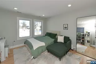 196 Graphic Blvd, Bergenfield, NJ 07621 - Photo 23