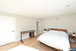 196 Graphic Blvd, Bergenfield, NJ 07621 - Photo 13