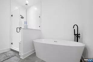 63 Aspen Dr, Cedar Grove, NJ 07009 - Photo 33