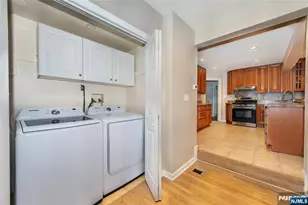 35 Taggart Way, Saddle Brook Township, NJ 07663 - Photo 27