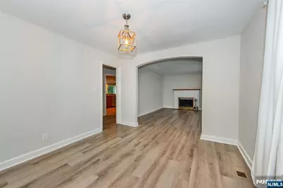35 Taggart Way, Saddle Brook Township, NJ 07663 - Photo 15