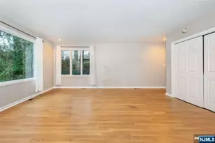 35 Taggart Way, Saddle Brook Township, NJ 07663 - Photo 29