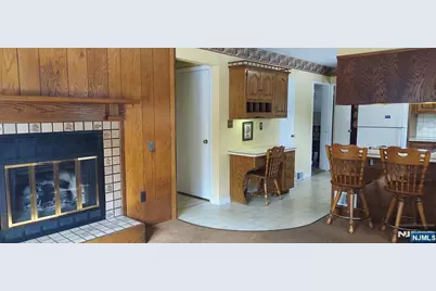 412 Flaker Drive, Wyckoff Township, NJ 07481 - Photo 9
