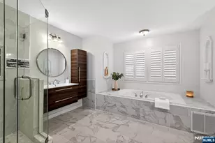 4 Generals Ln, Totowa, NJ 07512 - Photo 33