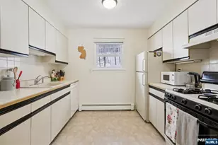 35 Espy Rd, Caldwell, NJ 07006 - Photo 3