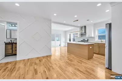 309 Ottawa Avenue, Hasbrouck Heights, NJ 07604 - Photo 15