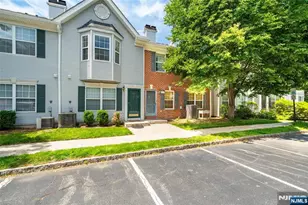 2249 Margaret Ct, Mahwah, NJ 07430 - Photo 3