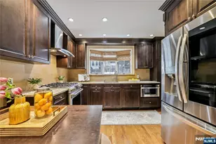 17 Collinwood Rd, Maplewood, NJ 07040 - Photo 15