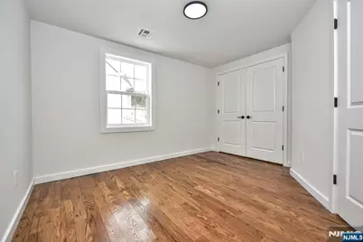 18 Governor Haines Street, Hamburg, NJ 07419 - Photo 21