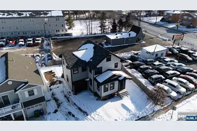 1123 Thompson Avenue, Roselle, NJ 07203 - Photo 15