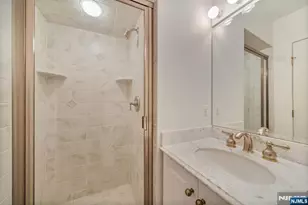 19 Fox Run Rd, Allendale, NJ 07401 - Photo 29