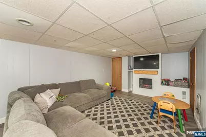 38 Fremont Terrace, West Milford, NJ 07438 - Photo 15