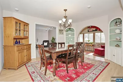 374 Annette Court, Wyckoff Township, NJ 07481 - Photo 7