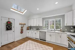 215 Brinckerhoff Ct, Englewood, NJ 07631 - Photo 25