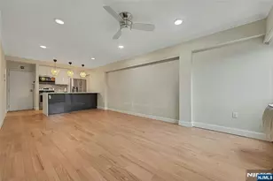 333 Grand Ave 1I, Palisades Park, NJ 07650 - Photo 11