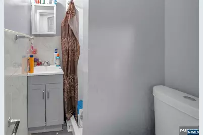 37 Blum Street, Newark, NJ 07103 - Photo 23