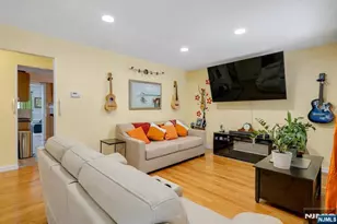 30 Marion Ave, Rochelle Park Township, NJ 07662 - Photo 9