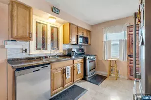 30 Marion Ave, Rochelle Park Township, NJ 07662 - Photo 19