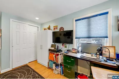 30 Marion Avenue, Rochelle Park Township, NJ 07662 - Photo 33