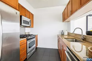 1 Spring Street 1004, New Brunswick, NJ 08901 - Photo 11