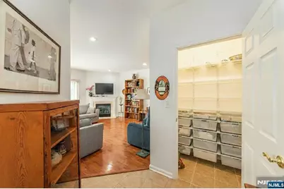 301 Kensington Lane 195 #195, Livingston, NJ 07039 - Photo 7