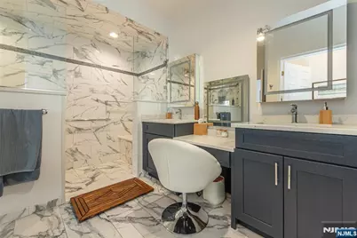 301 Kensington Lane 195 #195, Livingston, NJ 07039 - Photo 19