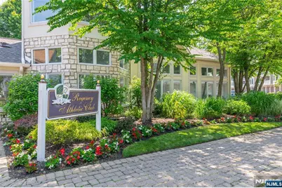 301 Kensington Lane 195 #195, Livingston, NJ 07039 - Photo 21