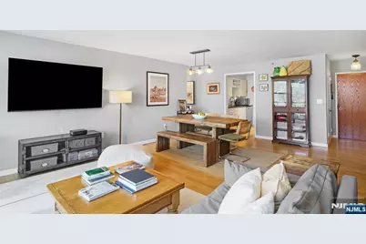 300 Main Street 413 #413, Little Falls Township, NJ 07424 - Photo 11