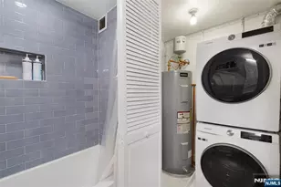 300 Main Street 413, Little Falls Township, NJ 07424 - Photo 19