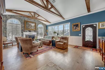 88 Chestnut Ridge Road, Saddle River, NJ 07458 - Photo 23