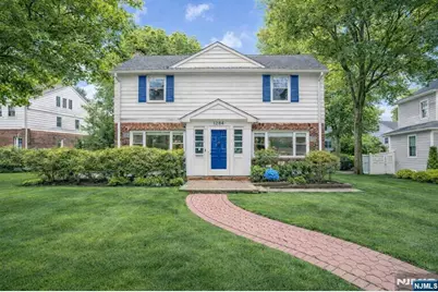 1284 Wellington Avenue, Teaneck Township, NJ 07666 - Photo 3