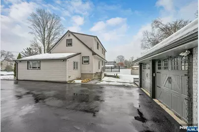 19 Colfax Drive, Pequannock Township, NJ 07440 - Photo 29