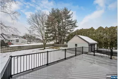 19 Colfax Drive, Pequannock Township, NJ 07440 - Photo 21