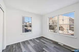 246 Matthews Drive, Newark, NJ 07103 - Photo 27