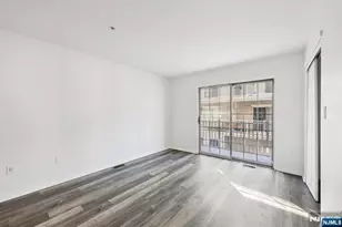 246 Matthews Drive, Newark, NJ 07103 - Photo 23