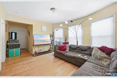 38 Mapes Avenue, Newark, NJ 07112 - Photo 17